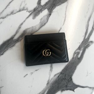 Gucci card holder / 100% authentic